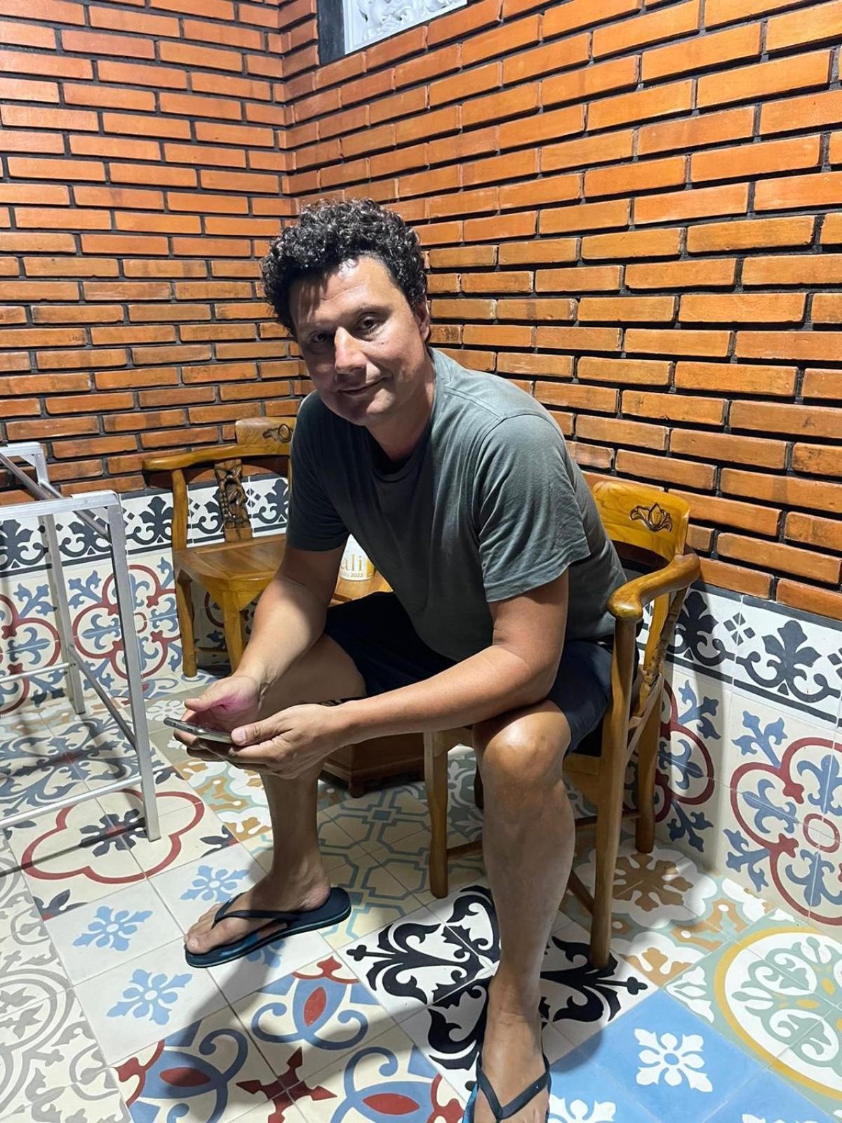 Raditya Homestay Mambal ภายนอก รูปภาพ